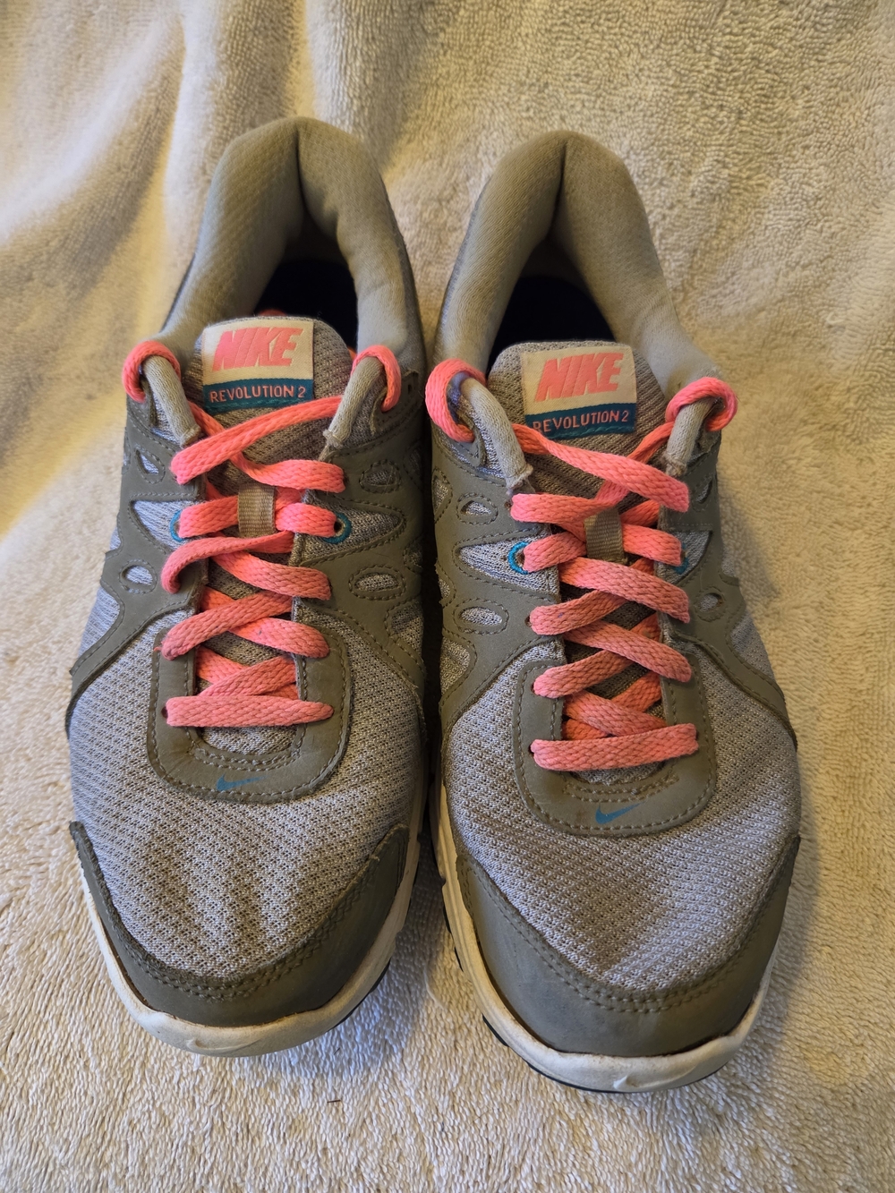 Nike Revolution 2 Gray Sneakers with Pink Laces